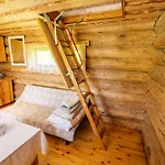 Saarelux Riverise Holiday park *