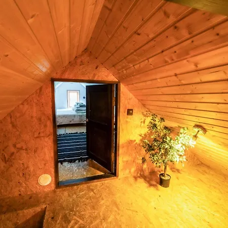 Saarelux Riverise Kompleks wypoczynkowy Moraste